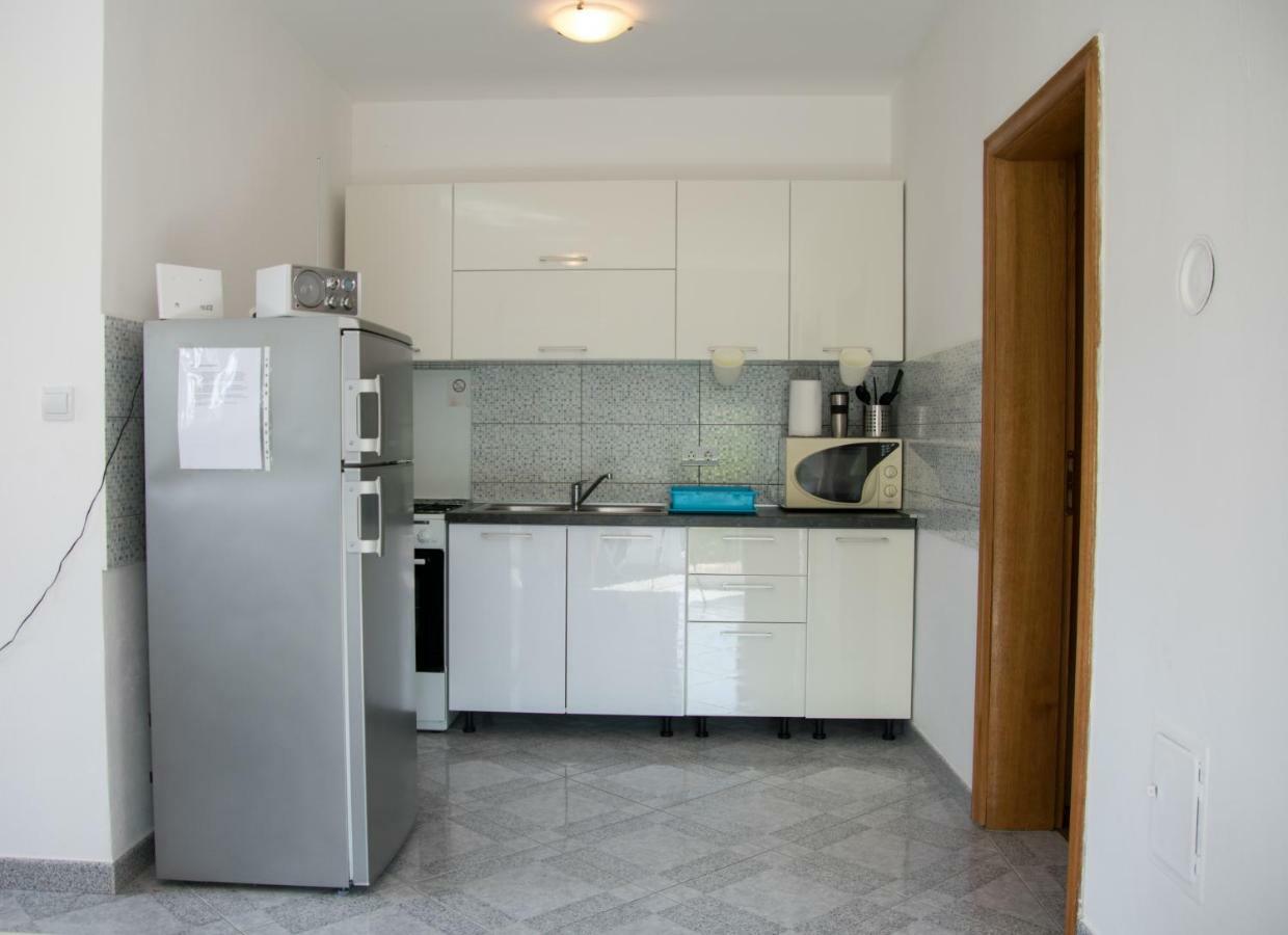 Apartman Lavanda Maslenica Buitenkant foto
